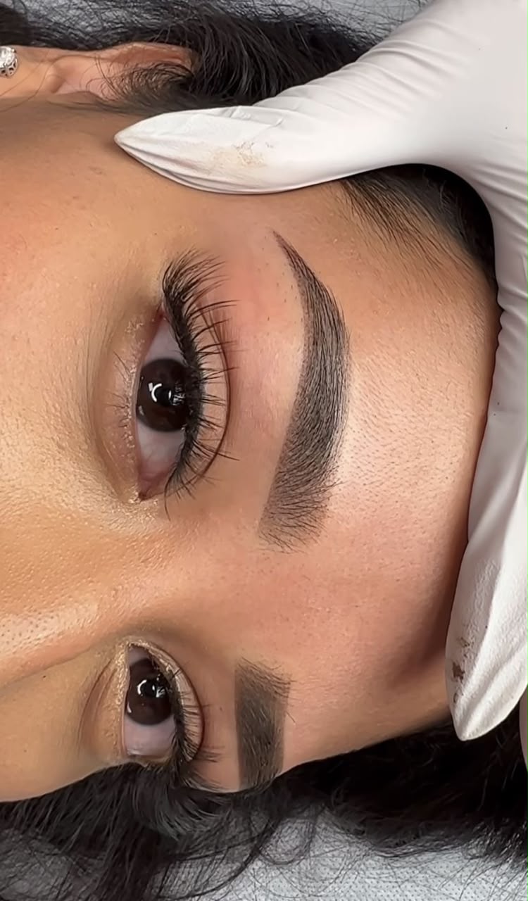 Microblading discret